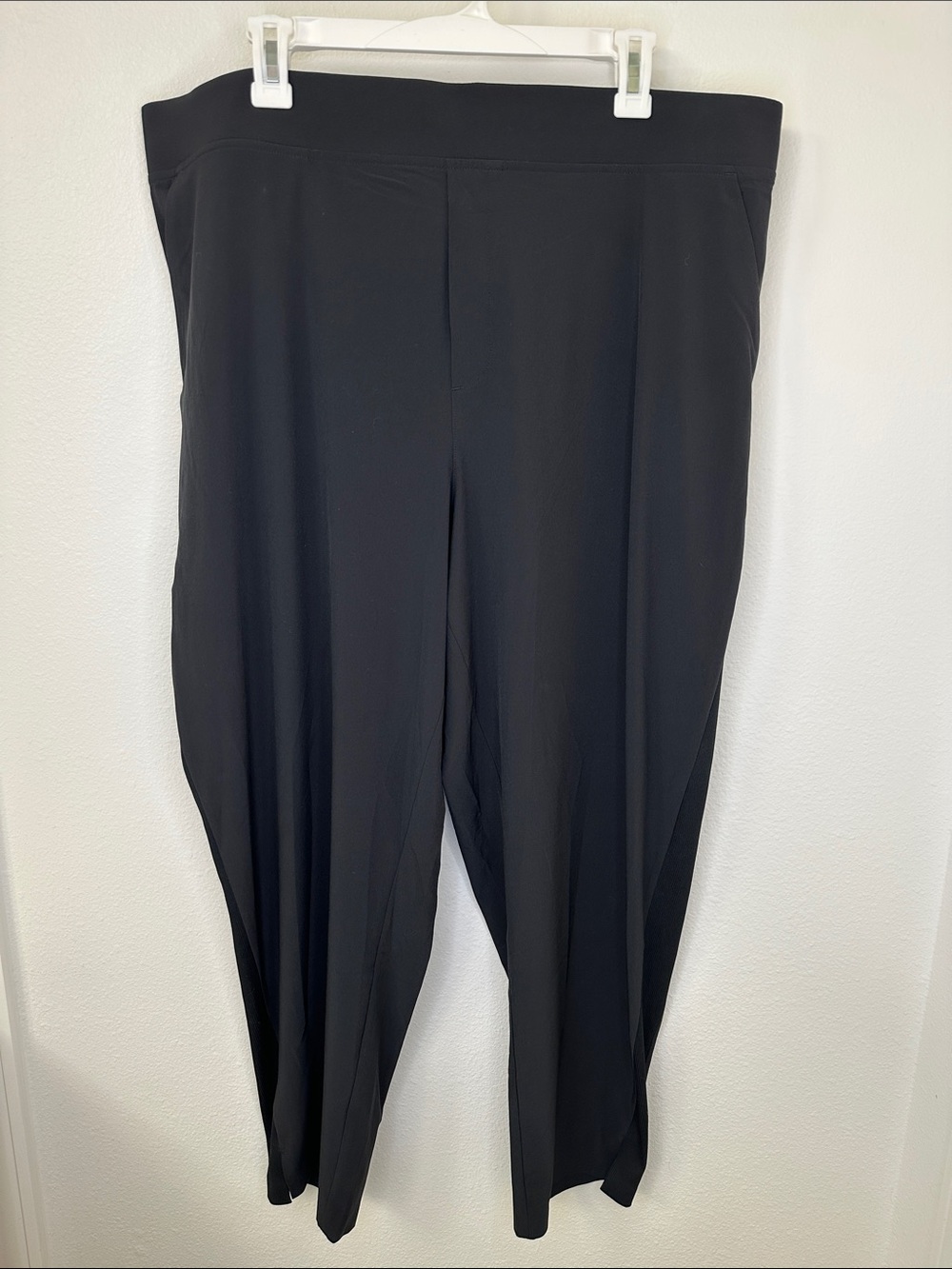 Athleta size 20 Brooklyn Ankle Pant, Mid Rise, Semi-Fitted, Black